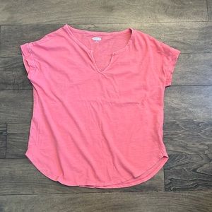 Old Navy Pink V-neck Tshirt